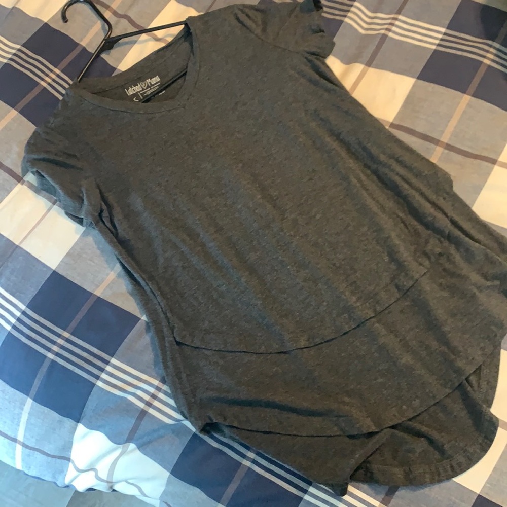 Latched Mama V-neck Nursing Tee 2.0 (Small